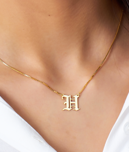 Afra Kişiye Özel Harfli Kolye