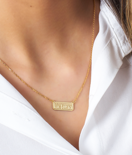 Vespula Kişiye Özel İsimli Madalyon Kolye