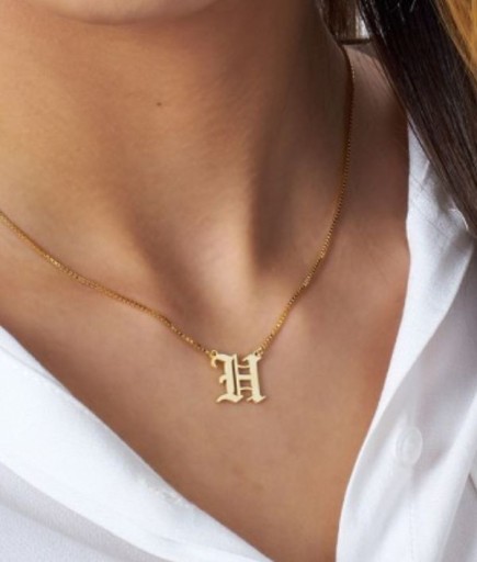 Afra Kişiye Özel Harfli Kolye